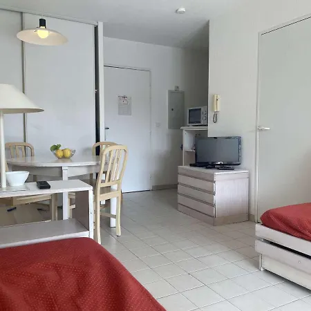 2 Pieces Avec Piscine - 4 Couchages, Juan Les Pins - Fr-1-252-190 아파트 앙티브