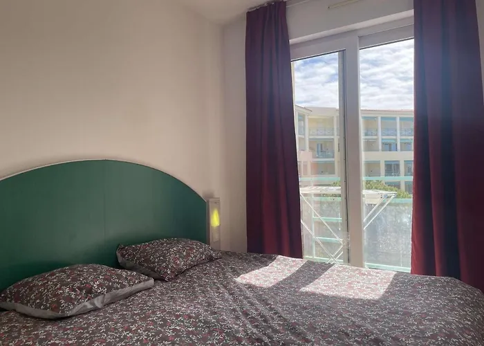 2 Pieces Avec Piscine - 4 Couchages, Juan Les Pins - Fr-1-252-190 * Antibes